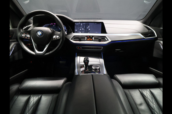 BMW X5 xDrive45e High Executive [SCHUIFKANTELDAK, APPLE CARPLAY, HEAD-UP, LUCHTVERING, MEMORY SEATS, 360 CAMERA, STOELVERWARMING, DRAADLOOS LADEN, VERWARMDE/GEKOELDE BEKERHOUDERS, ADAPTIVE CRUISE, NIEUWSTAAT]