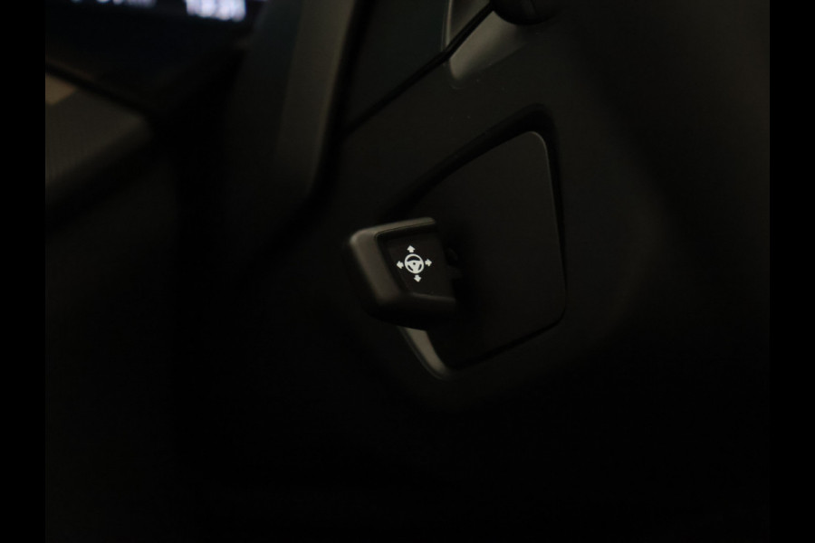 BMW X5 xDrive45e High Executive [SCHUIFKANTELDAK, APPLE CARPLAY, HEAD-UP, LUCHTVERING, MEMORY SEATS, 360 CAMERA, STOELVERWARMING, DRAADLOOS LADEN, VERWARMDE/GEKOELDE BEKERHOUDERS, ADAPTIVE CRUISE, NIEUWSTAAT]