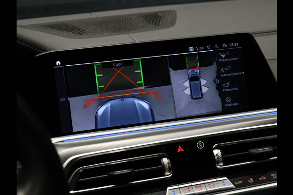 BMW X5 xDrive45e High Executive [SCHUIFKANTELDAK, APPLE CARPLAY, HEAD-UP, LUCHTVERING, MEMORY SEATS, 360 CAMERA, STOELVERWARMING, DRAADLOOS LADEN, VERWARMDE/GEKOELDE BEKERHOUDERS, ADAPTIVE CRUISE, NIEUWSTAAT]