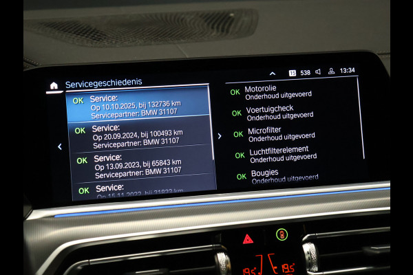 BMW X5 xDrive45e High Executive [SCHUIFKANTELDAK, APPLE CARPLAY, HEAD-UP, LUCHTVERING, MEMORY SEATS, 360 CAMERA, STOELVERWARMING, DRAADLOOS LADEN, VERWARMDE/GEKOELDE BEKERHOUDERS, ADAPTIVE CRUISE, NIEUWSTAAT]