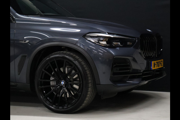 BMW X5 xDrive45e High Executive [SCHUIFKANTELDAK, APPLE CARPLAY, HEAD-UP, LUCHTVERING, MEMORY SEATS, 360 CAMERA, STOELVERWARMING, DRAADLOOS LADEN, VERWARMDE/GEKOELDE BEKERHOUDERS, ADAPTIVE CRUISE, NIEUWSTAAT]
