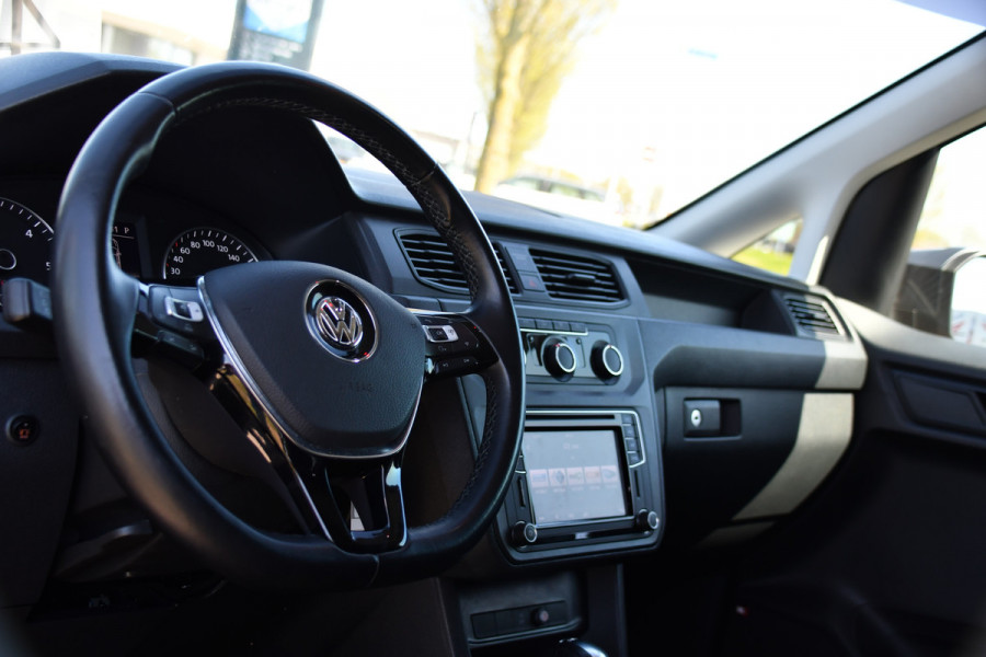Volkswagen Caddy 2.0 TDI L1H1 PB Edition Adaptieve Cruise, Carplay, LED, Leder, 185pk, Sensoren, Multimedia, Automaat, Trekhaak, Voorruit verwarming, Uniek!