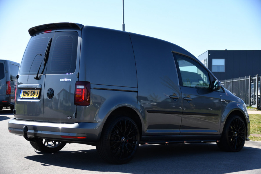 Volkswagen Caddy 2.0 TDI L1H1 PB Edition Adaptieve Cruise, Carplay, LED, Leder, 185pk, Sensoren, Multimedia, Automaat, Trekhaak, Voorruit verwarming, Uniek!
