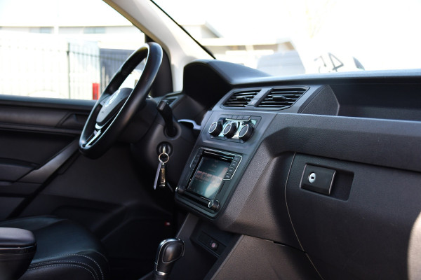 Volkswagen Caddy 2.0 TDI L1H1 PB Edition Adaptieve Cruise, Carplay, LED, Leder, 185pk, Sensoren, Multimedia, Automaat, Trekhaak, Voorruit verwarming, Uniek!