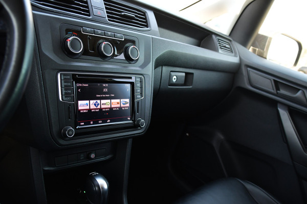 Volkswagen Caddy 2.0 TDI L1H1 PB Edition Adaptieve Cruise, Carplay, LED, Leder, 185pk, Sensoren, Multimedia, Automaat, Trekhaak, Voorruit verwarming, Uniek!