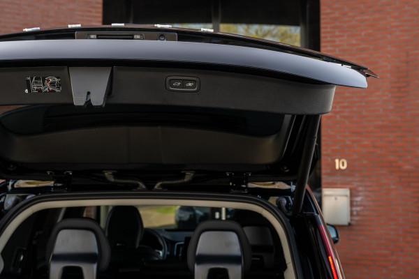 Volvo XC90 2.0 T8 AWD Plus Dark 455pk Facelift HuD 360° H/K