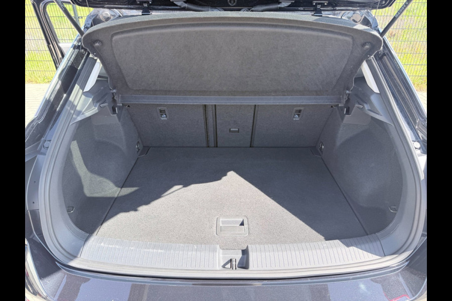 Volkswagen T-Roc 1.0 TSI Life | Camera | Carplay | PDC | ACC | NAV