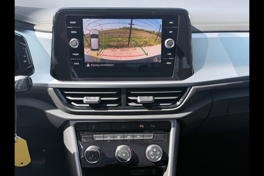 Volkswagen T-Roc 1.0 TSI Life | Camera | Carplay | PDC | ACC | NAV