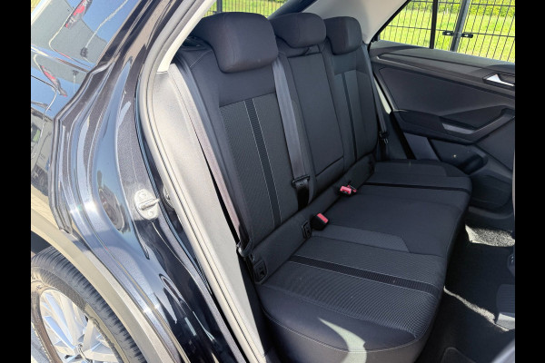 Volkswagen T-Roc 1.0 TSI Life | Camera | Carplay | PDC | ACC | NAV