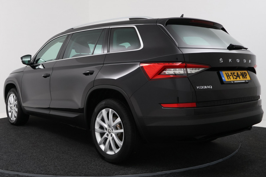 Škoda Kodiaq 1.5 TSI Business Edition (STOELVERWARMING, CAMERA, NAVIGATIE CARPLAY, CRUISE CONTROL ADAPTIEF, PARKEERSENSOREN)