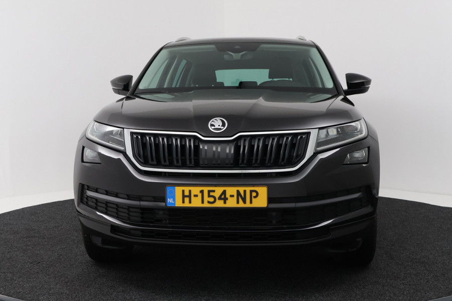 Škoda Kodiaq 1.5 TSI Business Edition (STOELVERWARMING, CAMERA, NAVIGATIE CARPLAY, CRUISE CONTROL ADAPTIEF, PARKEERSENSOREN)