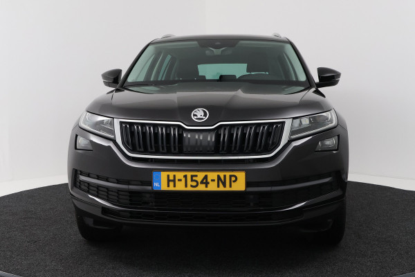 Škoda Kodiaq 1.5 TSI Business Edition (STOELVERWARMING, CAMERA, NAVIGATIE CARPLAY, CRUISE CONTROL ADAPTIEF, PARKEERSENSOREN)
