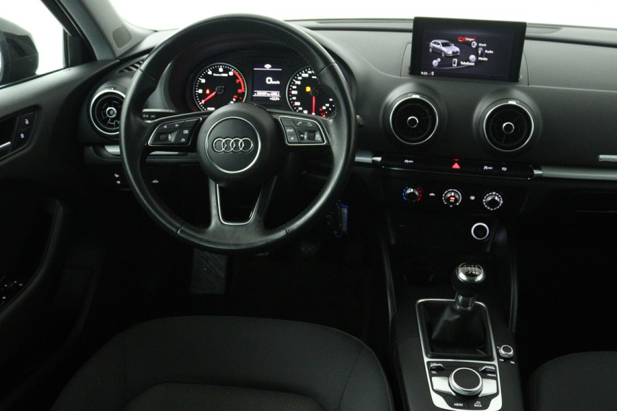 Audi A3 Sportback 30 TFSI (PARKEERSENSOREN, MULTIMEDIA, BLUETOOTH)