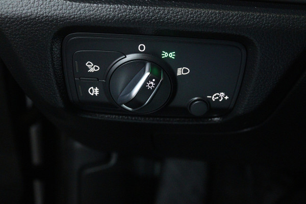 Audi A3 Sportback 30 TFSI (PARKEERSENSOREN, MULTIMEDIA, BLUETOOTH)