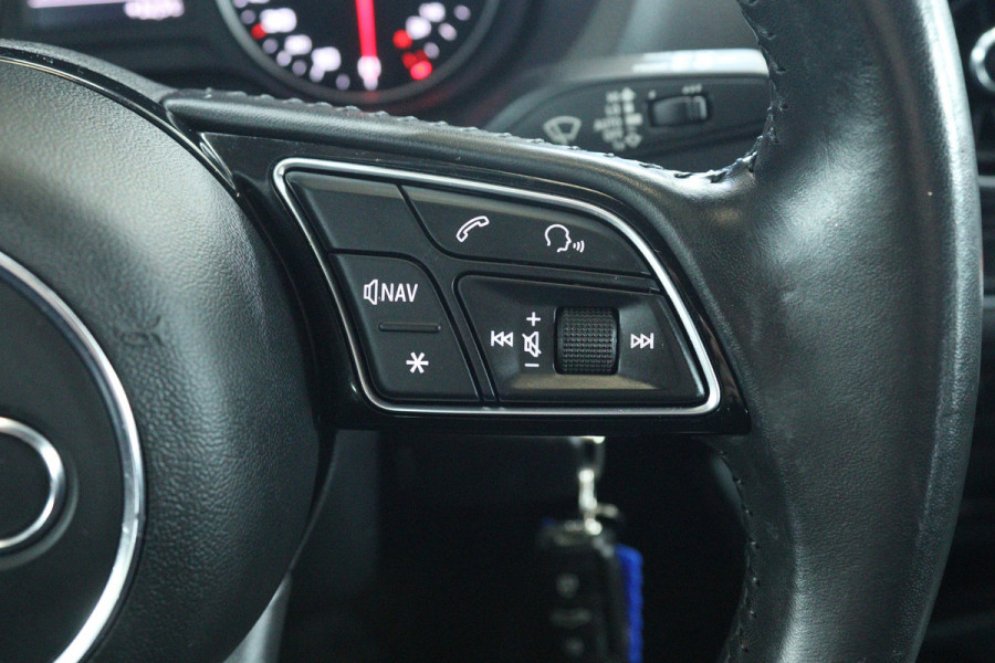 Audi A3 Sportback 30 TFSI (PARKEERSENSOREN, MULTIMEDIA, BLUETOOTH)
