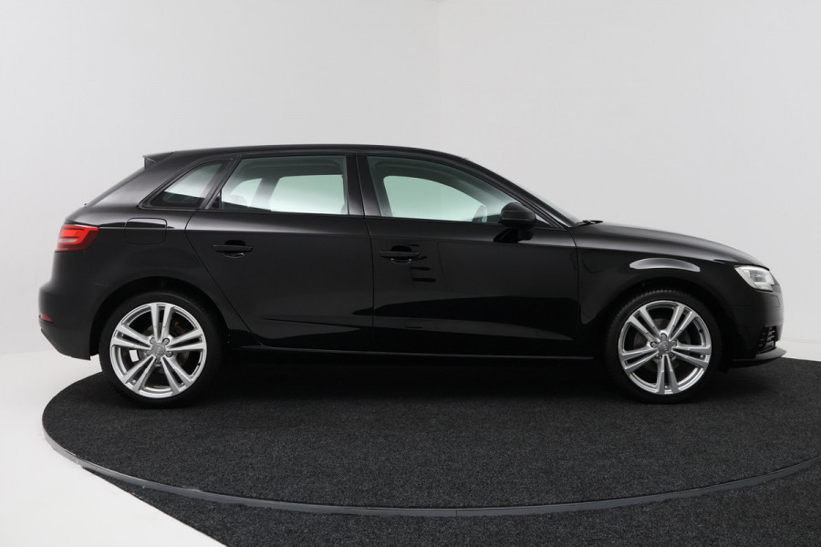Audi A3 Sportback 30 TFSI (PARKEERSENSOREN, MULTIMEDIA, BLUETOOTH)