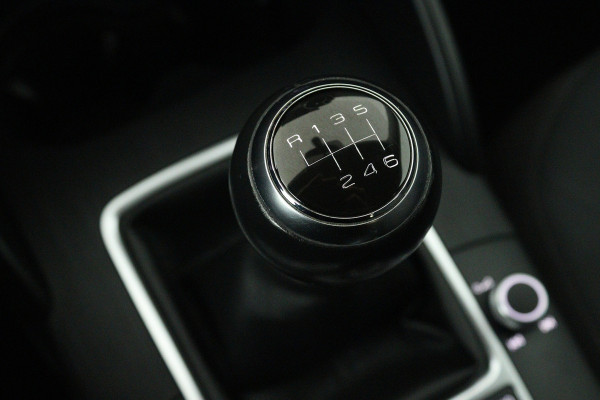 Audi A3 Sportback 30 TFSI (PARKEERSENSOREN, MULTIMEDIA, BLUETOOTH)