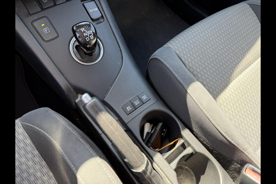 Toyota Auris 1.8 Hybrid Business Plus | Cruise control | Camera | Trekhaak |