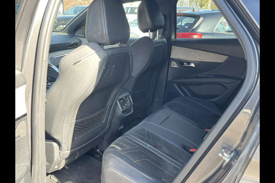 Peugeot 3008 1.6 HYbrid 225 GT Pack Business BLACK PACK | BOMVOL!! | ELKT. ACHTERKLEP | STOELVERWARMING | APPLECARPLAY | RIJKLAAR MET 12 MND BOVAG GARANTIE | ACHTERUITRIJ CAMERA | ADAP. CRUISE | DODE HOEK |
