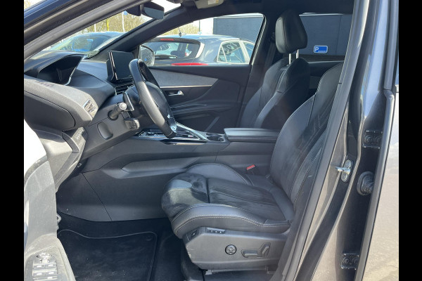 Peugeot 3008 1.6 HYbrid 225 GT Pack Business BLACK PACK | BOMVOL!! | ELKT. ACHTERKLEP | STOELVERWARMING | APPLECARPLAY | RIJKLAAR MET 12 MND BOVAG GARANTIE | ACHTERUITRIJ CAMERA | ADAP. CRUISE | DODE HOEK |