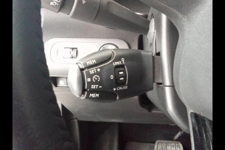 Toyota PROACE Electric | 5-Persoons | Achteruitrijcamera | PDC V+A 50 kWh