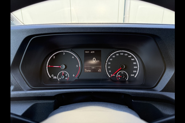 Volkswagen Caddy Cargo Maxi 2.0 TDI 102 PK / L2H1 / 1e EIG. / INRICHTING / TREKHAAK / CARPLAY / NAVI / ECC / CRUISE