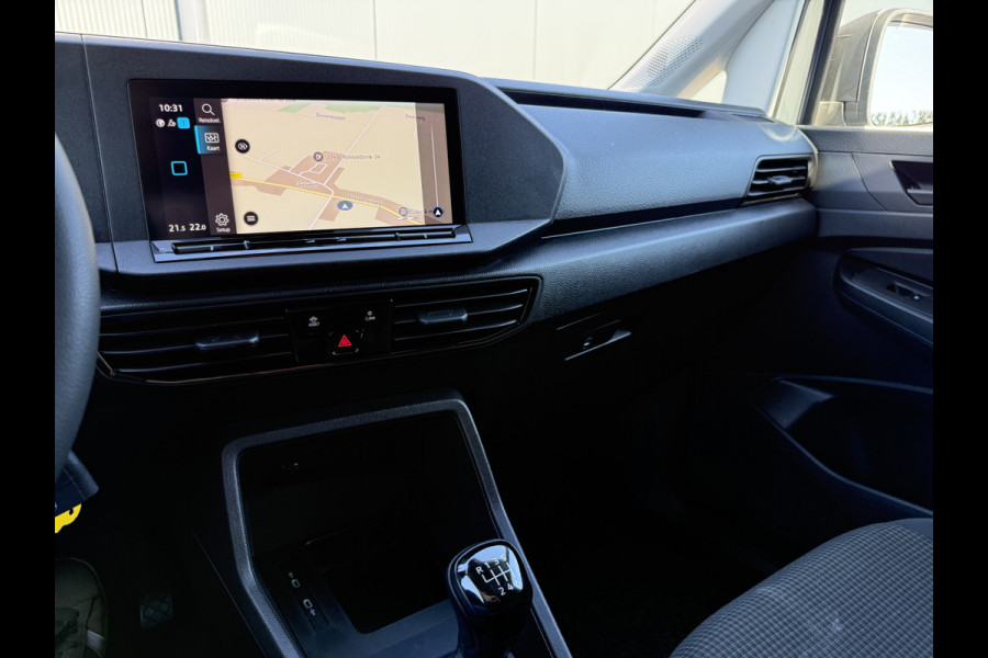 Volkswagen Caddy Cargo Maxi 2.0 TDI 102 PK / L2H1 / 1e EIG. / INRICHTING / TREKHAAK / CARPLAY / NAVI / ECC / CRUISE