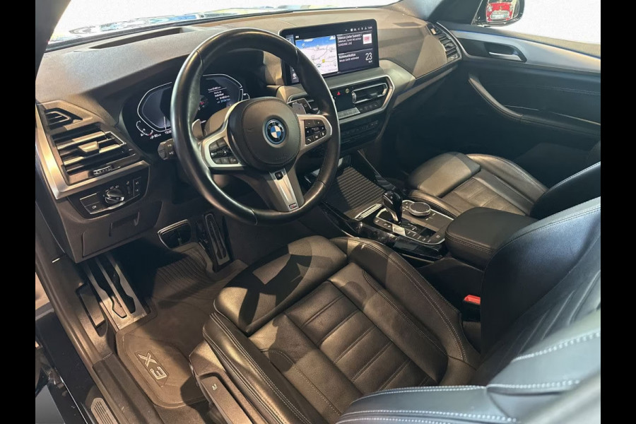BMW X3 xDrive30e M-SPORT ** LASER, LEDER, PANORAMA, HuD, TREKH, 20-inch LMV ** UNFALLFREI - 1e EIG ** ** INFORMEER OOK NAAR ONZE AANTREKKELIJKE FINANCIAL-LEASE TARIEVEN **