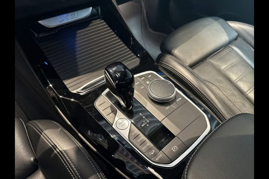 BMW X3 xDrive30e M-SPORT ** LASER, LEDER, PANORAMA, HuD, TREKH, 20-inch LMV ** UNFALLFREI - 1e EIG ** ** INFORMEER OOK NAAR ONZE AANTREKKELIJKE FINANCIAL-LEASE TARIEVEN **