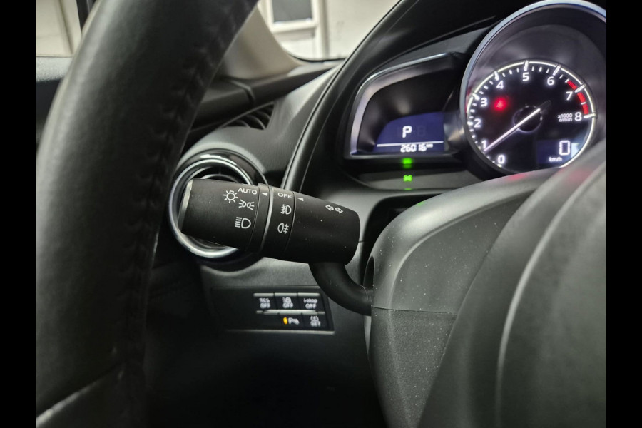 Mazda CX-3 2.0 SkyActiv-G 121 Luxury | Clima| Headup | Camera | Navi | Stoelverwarming |