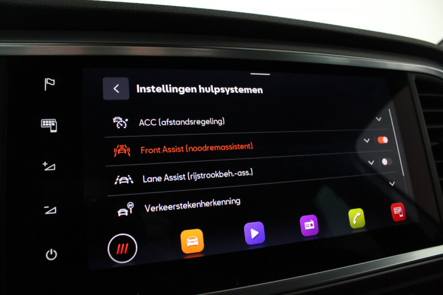 Seat Ateca 1.5 TSI FR Business Intense > Memory/Camera/Adapt.cruise/Nevada White....