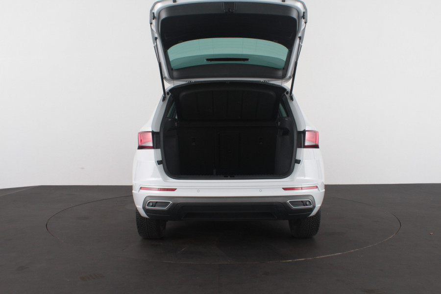 Seat Ateca 1.5 TSI FR Business Intense > Memory/Camera/Adapt.cruise/Nevada White....