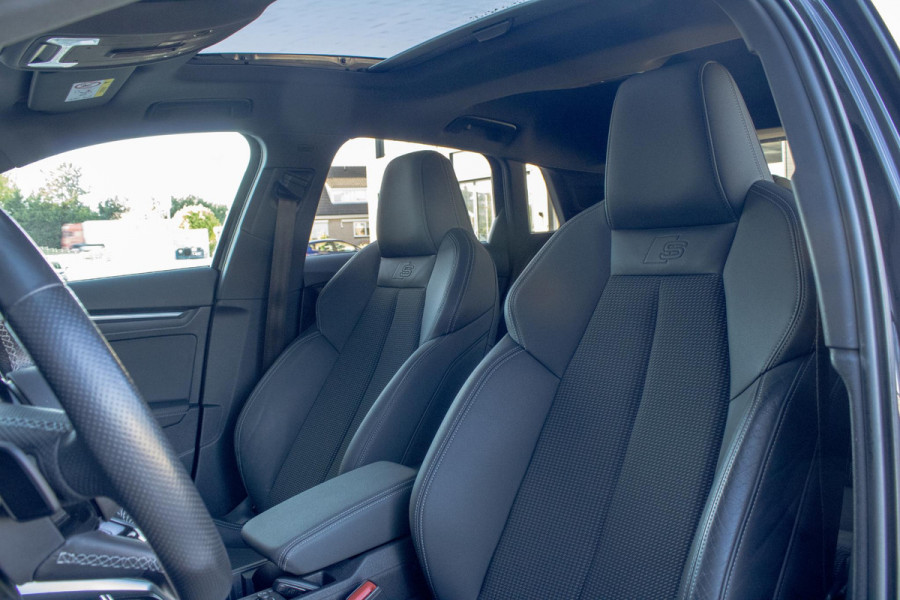 Audi A3 Sportback 45 TFSIe Competition Sline PANO S3 CAMERA