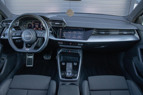Audi A3 Sportback 45 TFSIe Competition Sline PANO S3 CAMERA