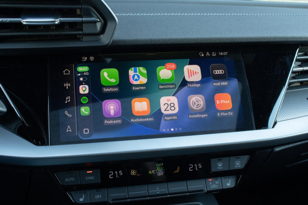 Audi A3 Sportback 45 TFSIe Competition Sline PANO S3 CAMERA