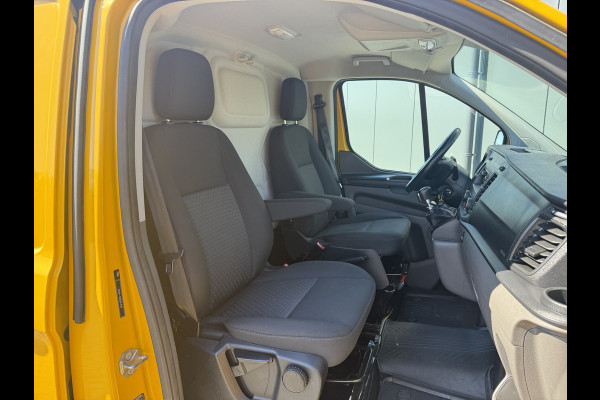 Ford Transit Custom 2.0 TDCI / L2H1 / 1e EIG. / AIRCO / CRUISE / 2.8 TONS TREKHAAK / STOELVERW / PDC / DAKDRAGERS