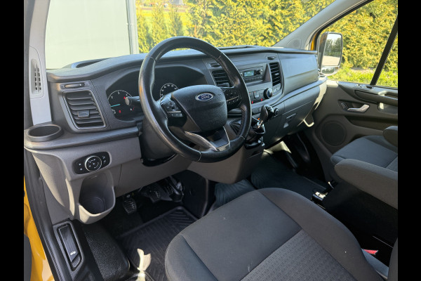 Ford Transit Custom 2.0 TDCI / L2H1 / 1e EIG. / AIRCO / CRUISE / 2.8 TONS TREKHAAK / STOELVERW / PDC / DAKDRAGERS