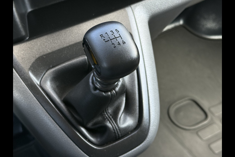 Peugeot Expert 2.0 BlueHDI 123 PK / L2H1 / 1e EIG. / AFNEEMBARE TREKHAAK / AIRCO / CRUISE / NAVI / 2500 KG AHG