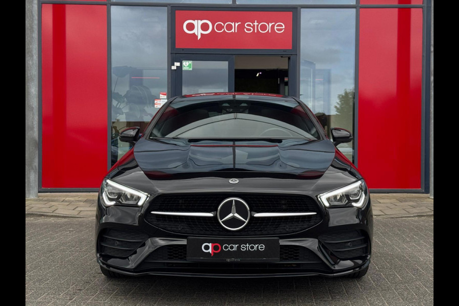 Mercedes-Benz CLA-Klasse 200 AMG Edition | Panorama | Night Pakket | Camera | Ambient verlichting | BTW