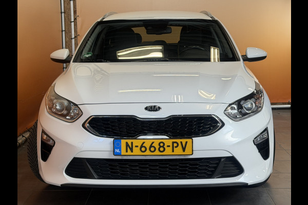 Kia Ceed Sportswagon 1.5 T-GDi MHEV DynamicLine carplay navi | cruise control | camera