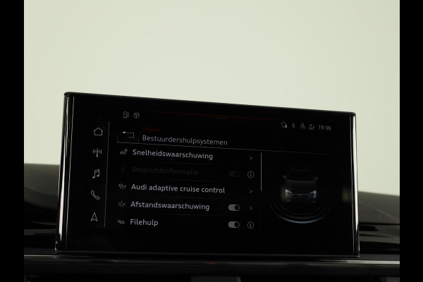 Audi A4 Avant 35 TFSI Advanced Edition 150pk | Panoramadak | 360° Camera | Head up Display | Keyless Entry | Navigatie |