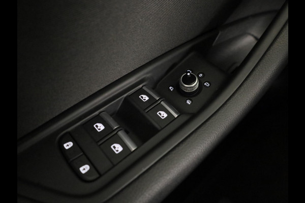 Audi A4 Avant 35 TFSI Advanced Edition 150pk | Panoramadak | 360° Camera | Head up Display | Keyless Entry | Navigatie |