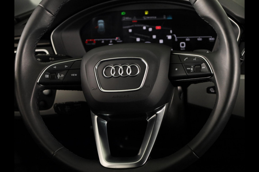 Audi A4 Avant 35 TFSI Advanced Edition 150pk | Panoramadak | 360° Camera | Head up Display | Keyless Entry | Navigatie |