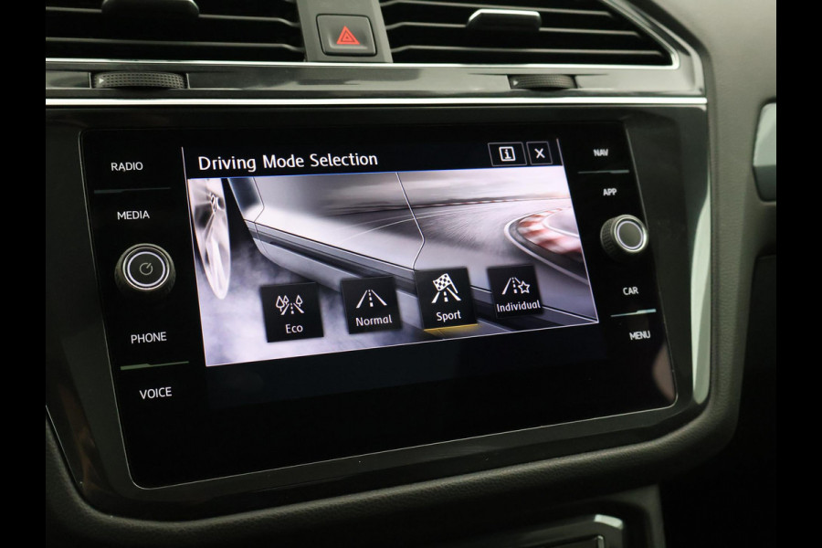 Volkswagen Tiguan Allspace 1.5 TSI DSG R-LINE INTERIEUR + EXTERIEUR | TREKHAAK | PANORAMA | VIRTUAL | DYNAUDIO | ACC
