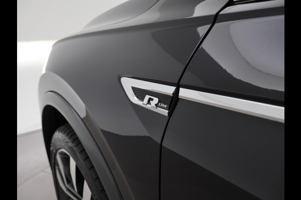 Volkswagen Tiguan Allspace 1.5 TSI DSG R-LINE INTERIEUR + EXTERIEUR | TREKHAAK | PANORAMA | VIRTUAL | DYNAUDIO | ACC