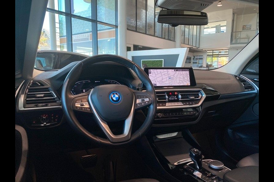 BMW X3 xDrive30e ** LASER, LEDER, PANORAMA, HuD, H&K Sound, TREKH, 19-inch LMV ** UNFALLFREI - 1e EIG ** ** INFORMEER OOK NAAR ONZE AANTREKKELIJKE FINANCIAL-LEASE TARIEVEN **