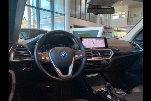 BMW X3 xDrive30e ** LASER, LEDER, PANORAMA, HuD, H&K Sound, TREKH, 19-inch LMV ** UNFALLFREI - 1e EIG ** ** INFORMEER OOK NAAR ONZE AANTREKKELIJKE FINANCIAL-LEASE TARIEVEN **