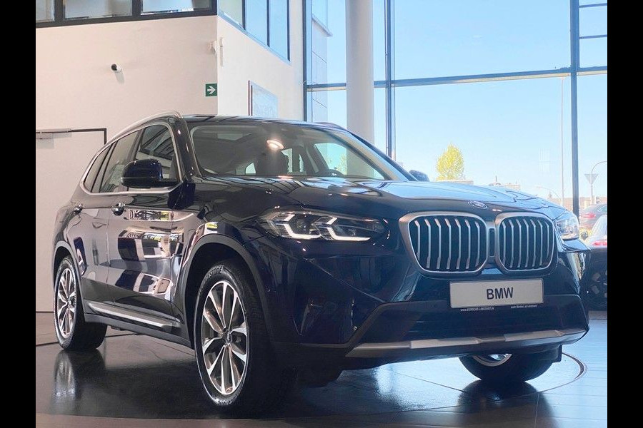 BMW X3 xDrive30e ** LASER, LEDER, PANORAMA, HuD, H&K Sound, TREKH, 19-inch LMV ** UNFALLFREI - 1e EIG ** ** INFORMEER OOK NAAR ONZE AANTREKKELIJKE FINANCIAL-LEASE TARIEVEN **