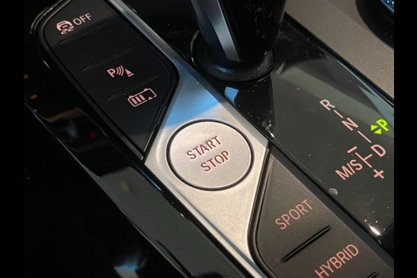 BMW X3 xDrive30e ** LASER, LEDER, PANORAMA, HuD, H&K Sound, TREKH, 19-inch LMV ** UNFALLFREI - 1e EIG ** ** INFORMEER OOK NAAR ONZE AANTREKKELIJKE FINANCIAL-LEASE TARIEVEN **