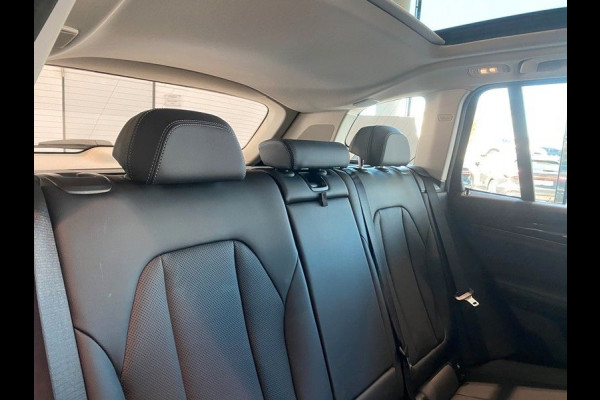 BMW X3 xDrive30e ** LASER, LEDER, PANORAMA, HuD, H&K Sound, TREKH, 19-inch LMV ** UNFALLFREI - 1e EIG ** ** INFORMEER OOK NAAR ONZE AANTREKKELIJKE FINANCIAL-LEASE TARIEVEN **